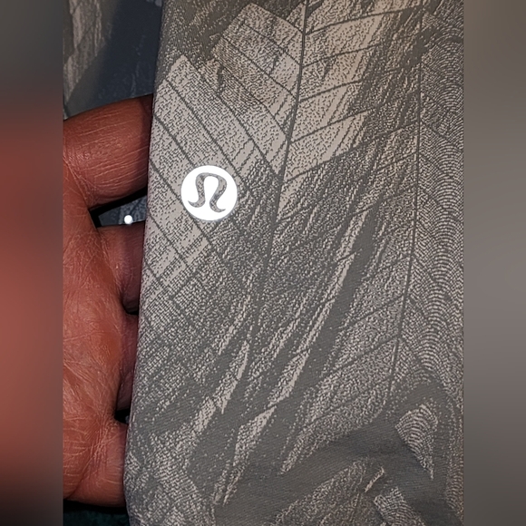 NWT - LULULEMON Swift Speed High Rise Crop 21" Leggings - size 6 - Picture 4 of 15